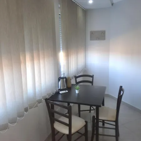 דירה Lena Lux ג'אגודינה