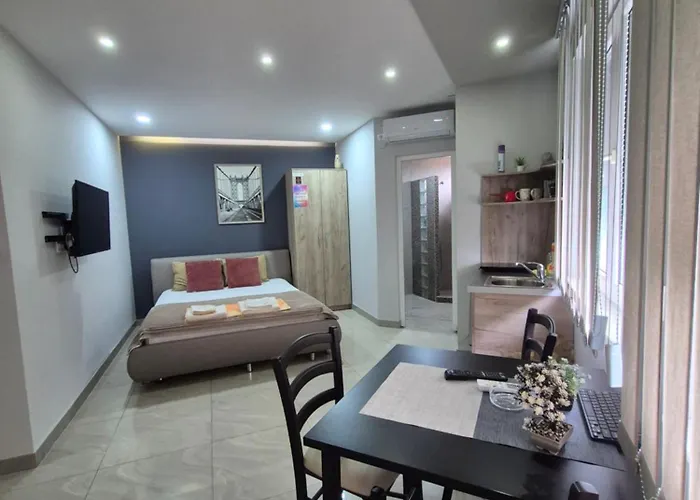 Lena Lux Διαμέρισμα